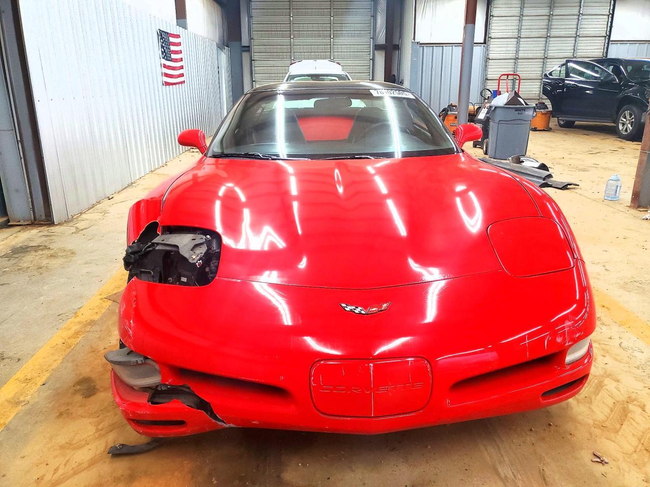 1998 Chevrolet Corvette - Фото 5