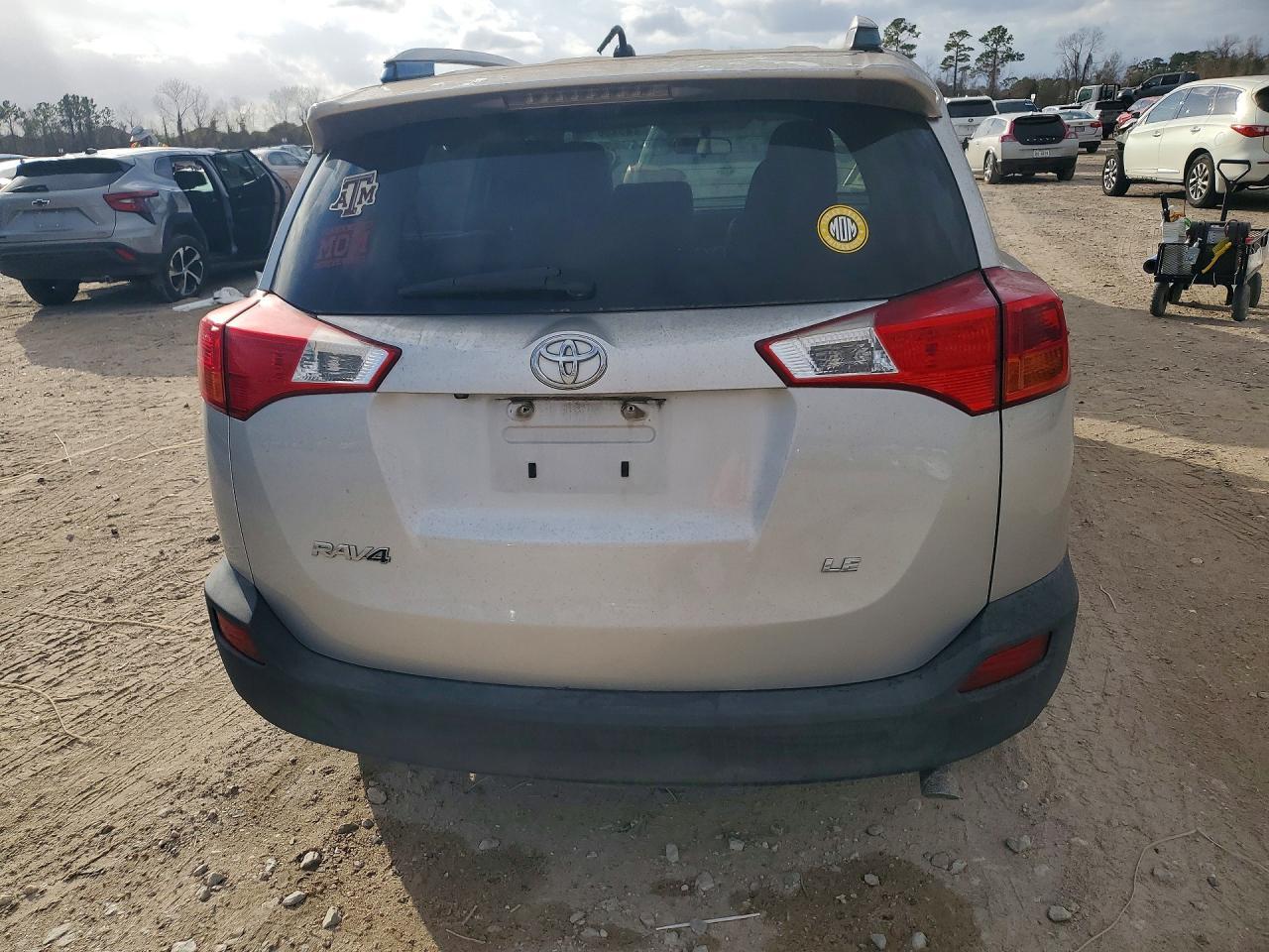 2015 Toyota Rav4 Le - Фото 6