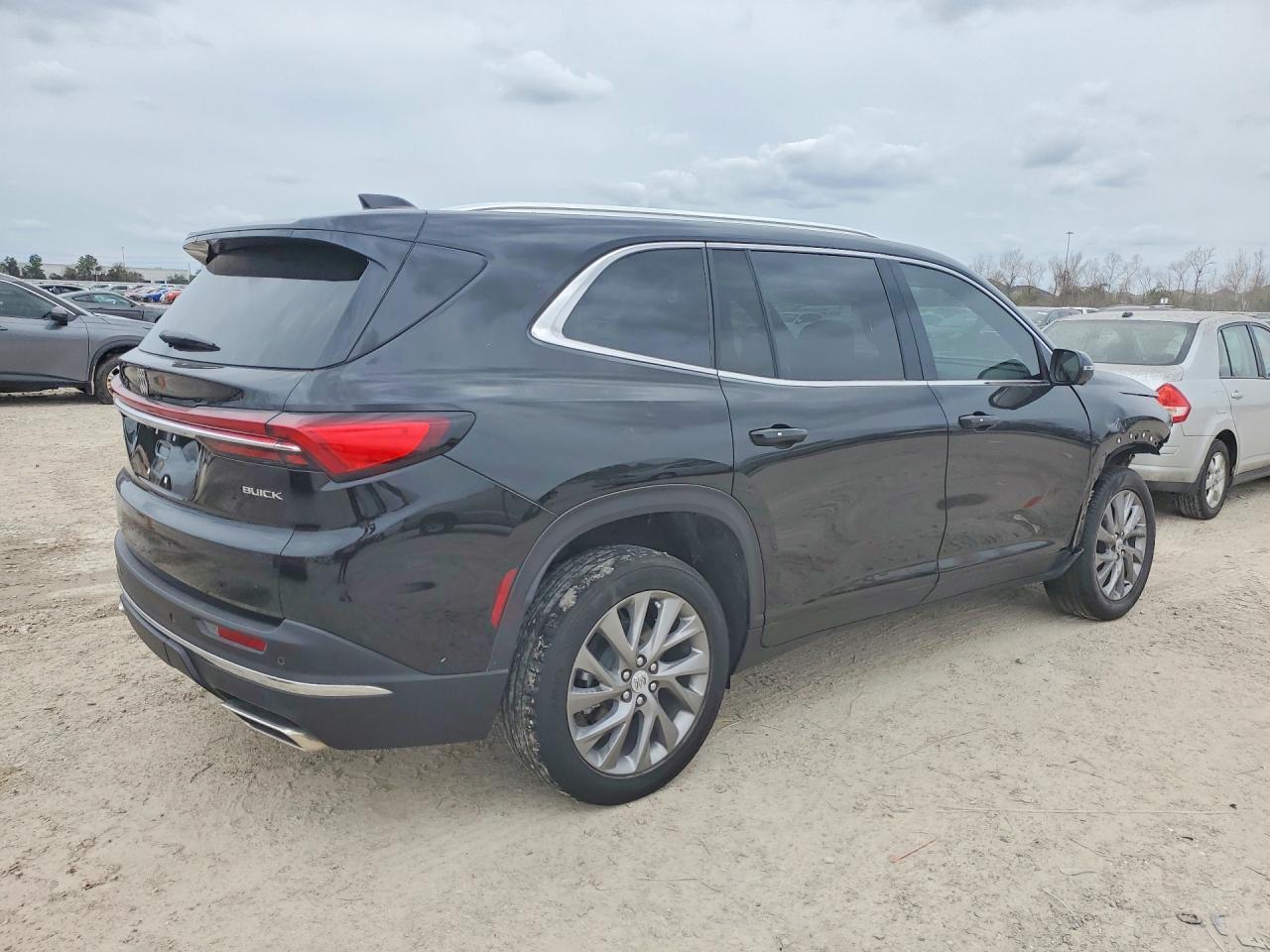 2026 Buick Enclave Preferred - Фото 3