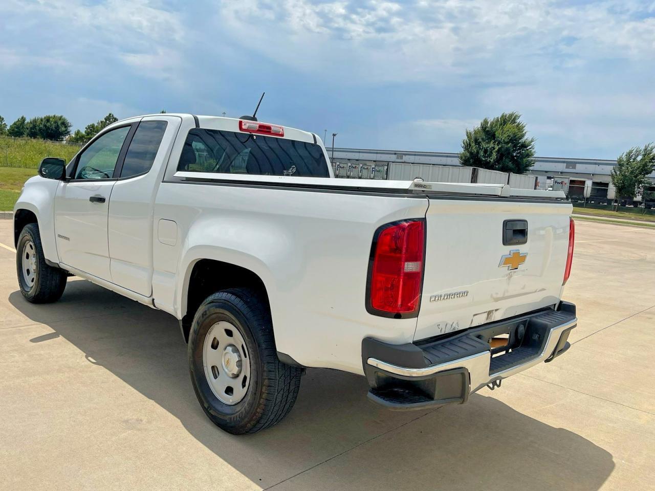 2018 Chevrolet Colorado - Image 3