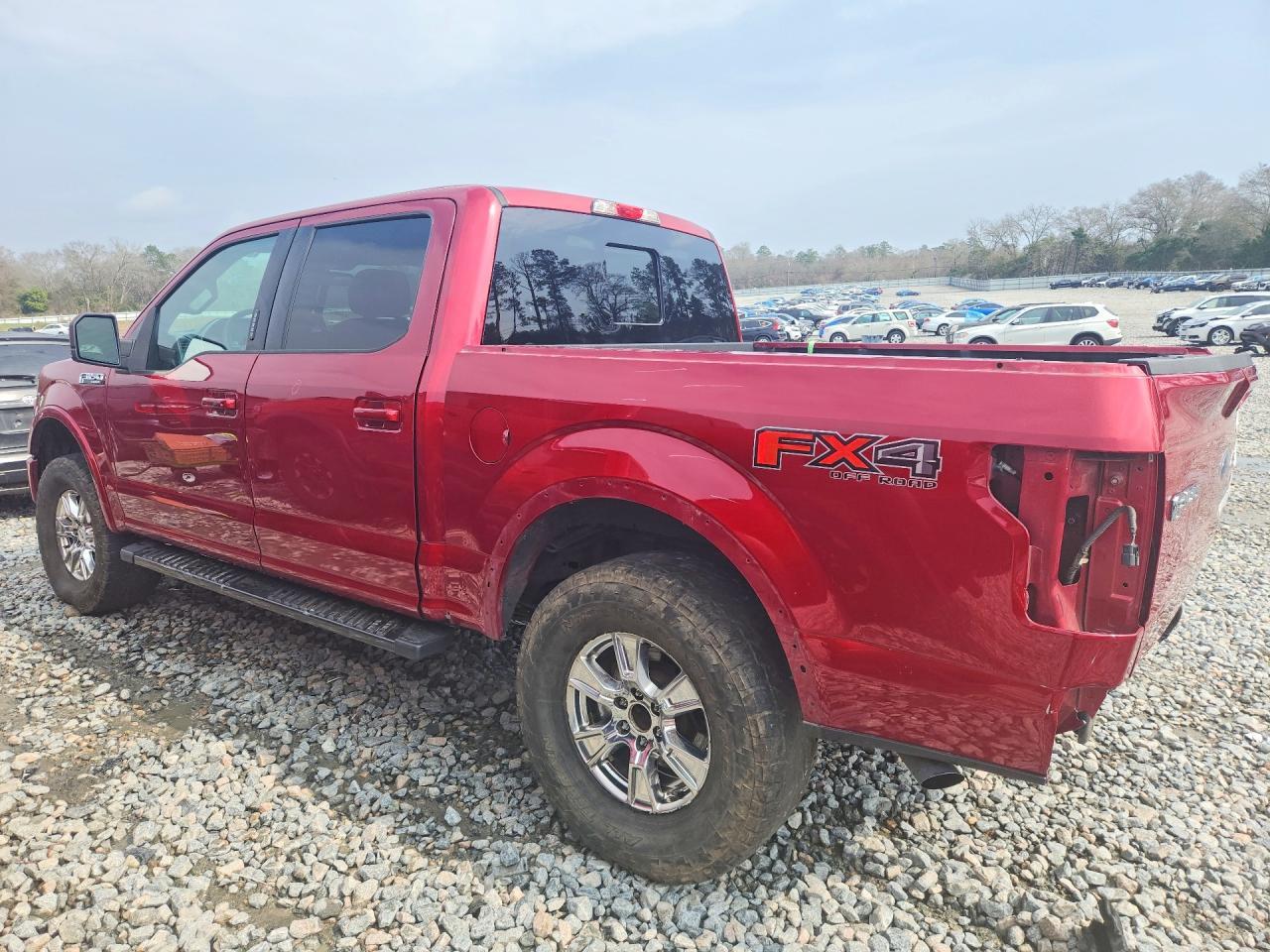2015 Ford F150 Supercrew - Фото 2