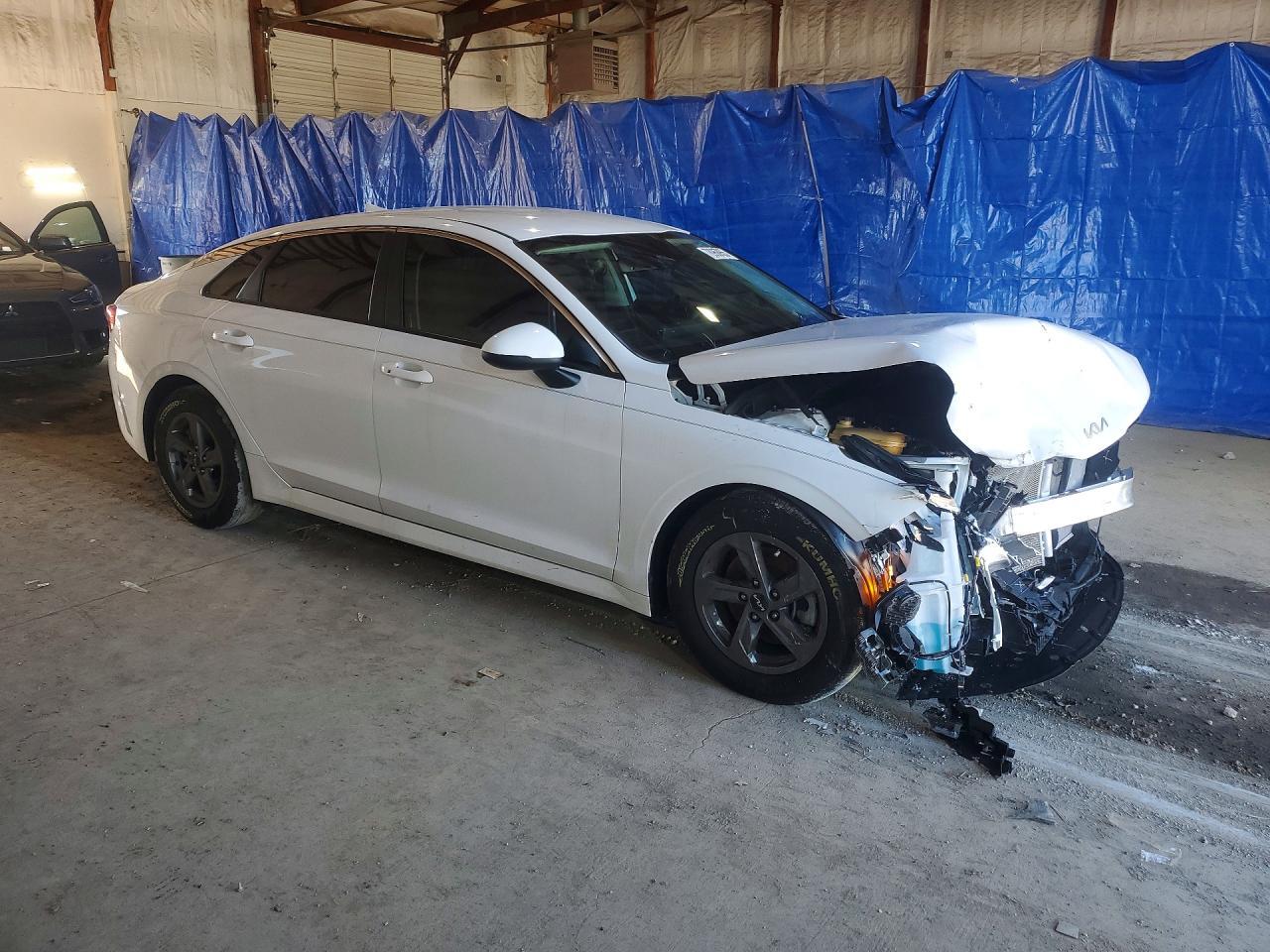 2023 Kia K5 Lxs - Фото 4