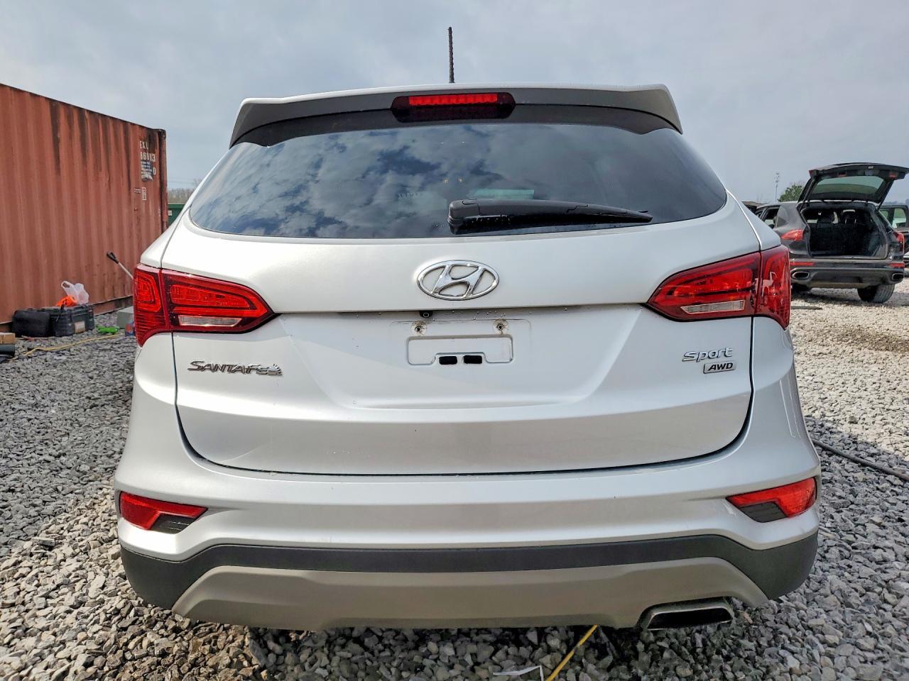 2018 Hyundai Santa Fe Sport 2.4L - Фото 6