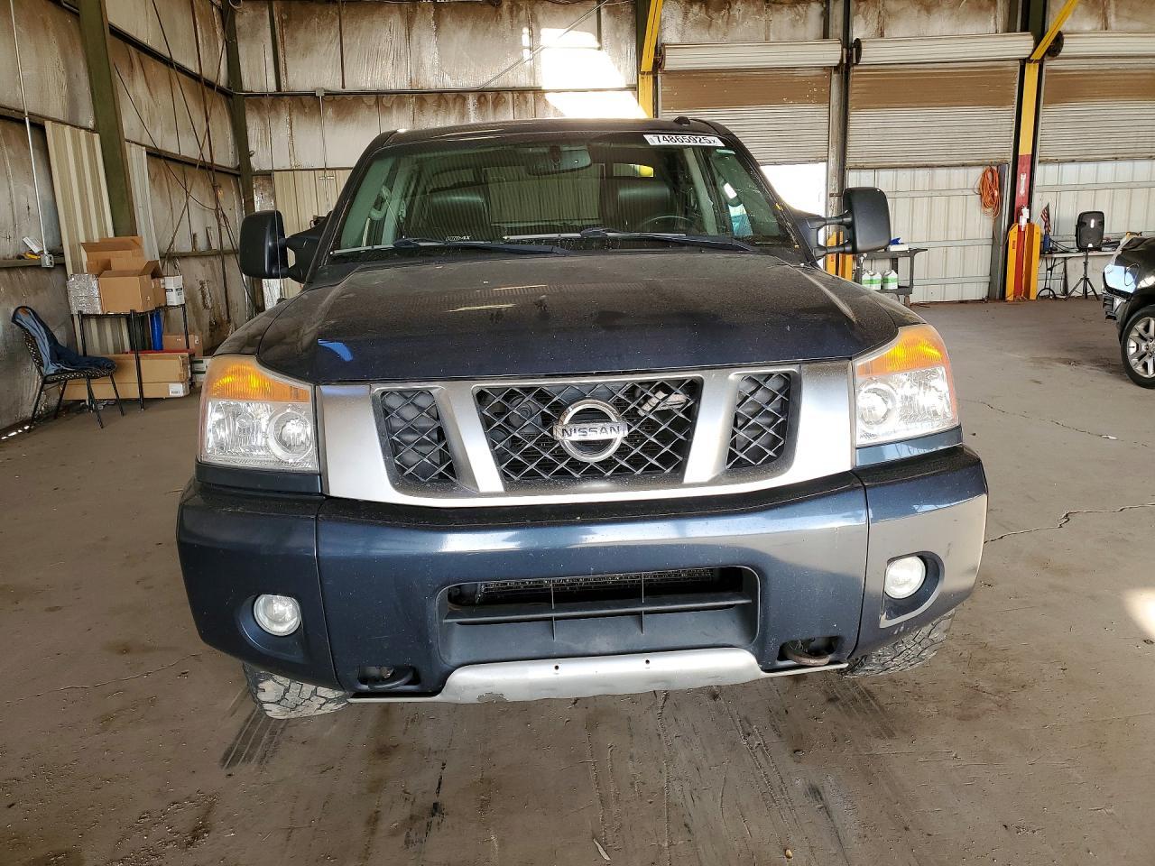 2015 Nissan Titan S - Image 5