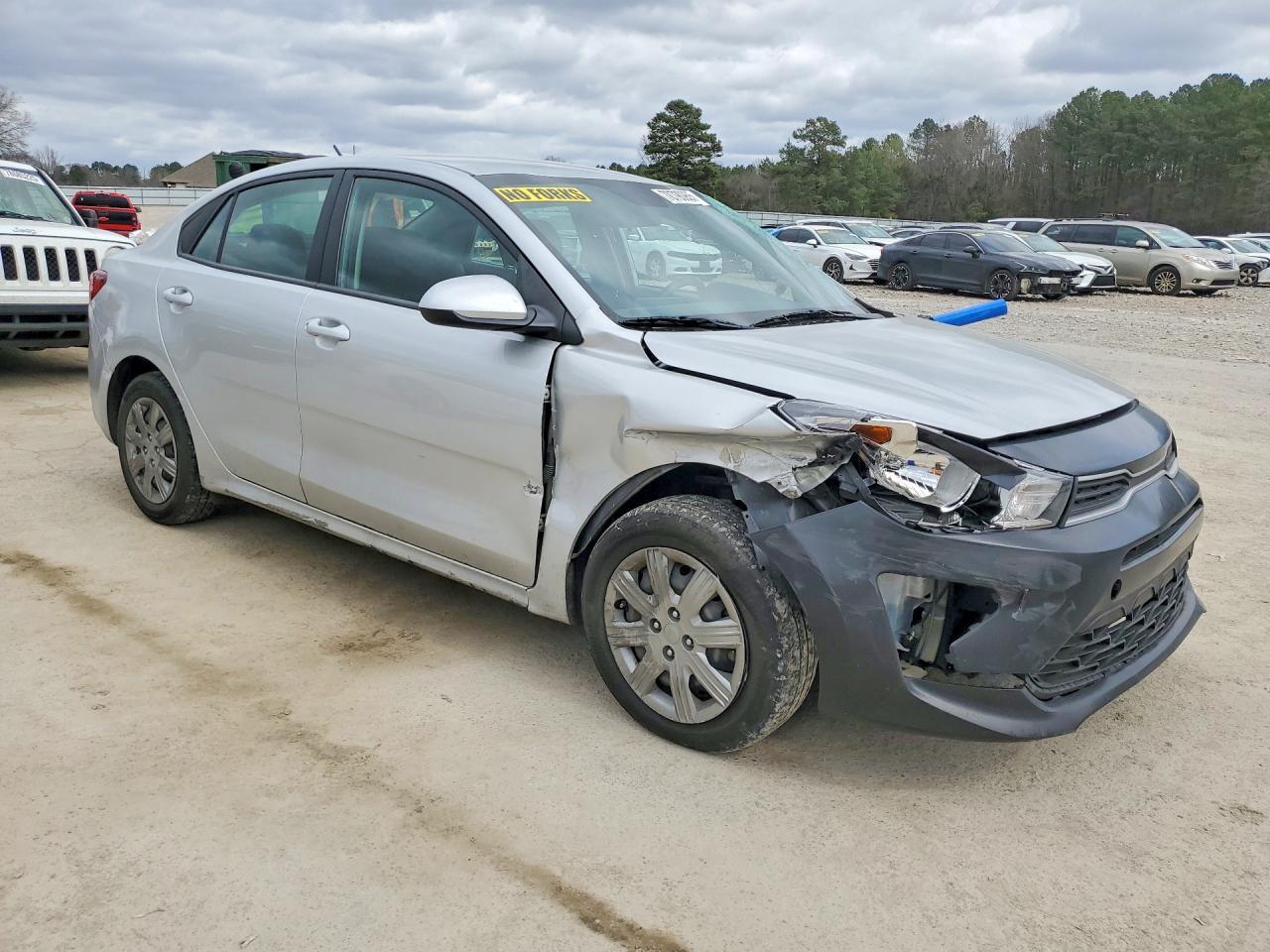 2023 Kia Rio Lx - Image 4