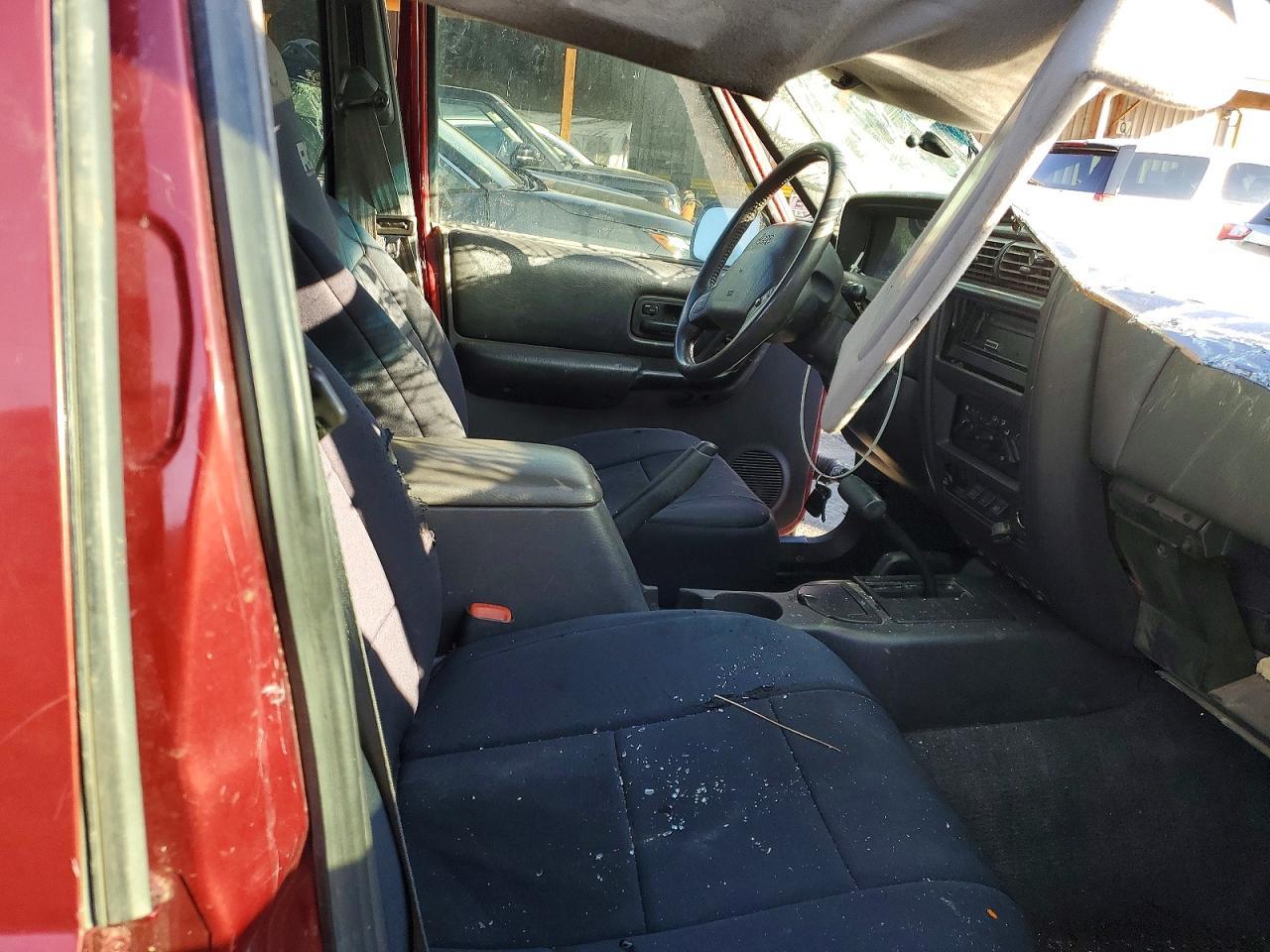 1999 Jeep Cherokee Sport - Фото 7