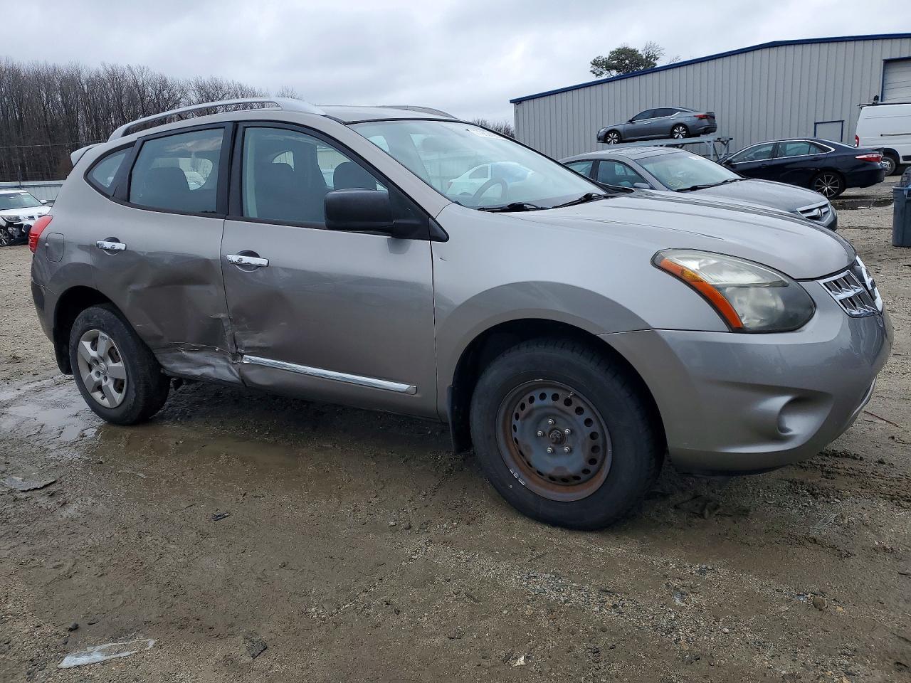 2014 Nissan Rogue Select S - Фото 4