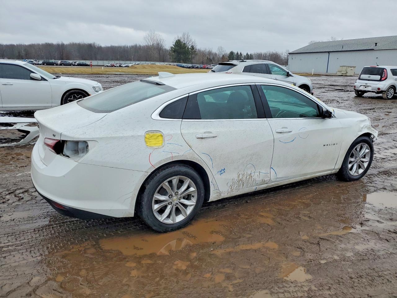 2021 Chevrolet Malibu Lt - Image 3