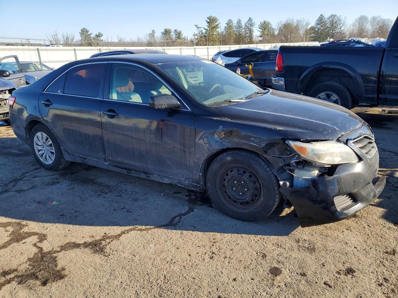 2011 Toyota Camry Base - Image 4