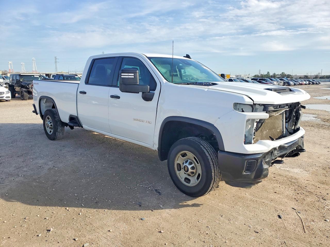 2024 Chevrolet Silverado K2500 Heavy Duty - Image 4