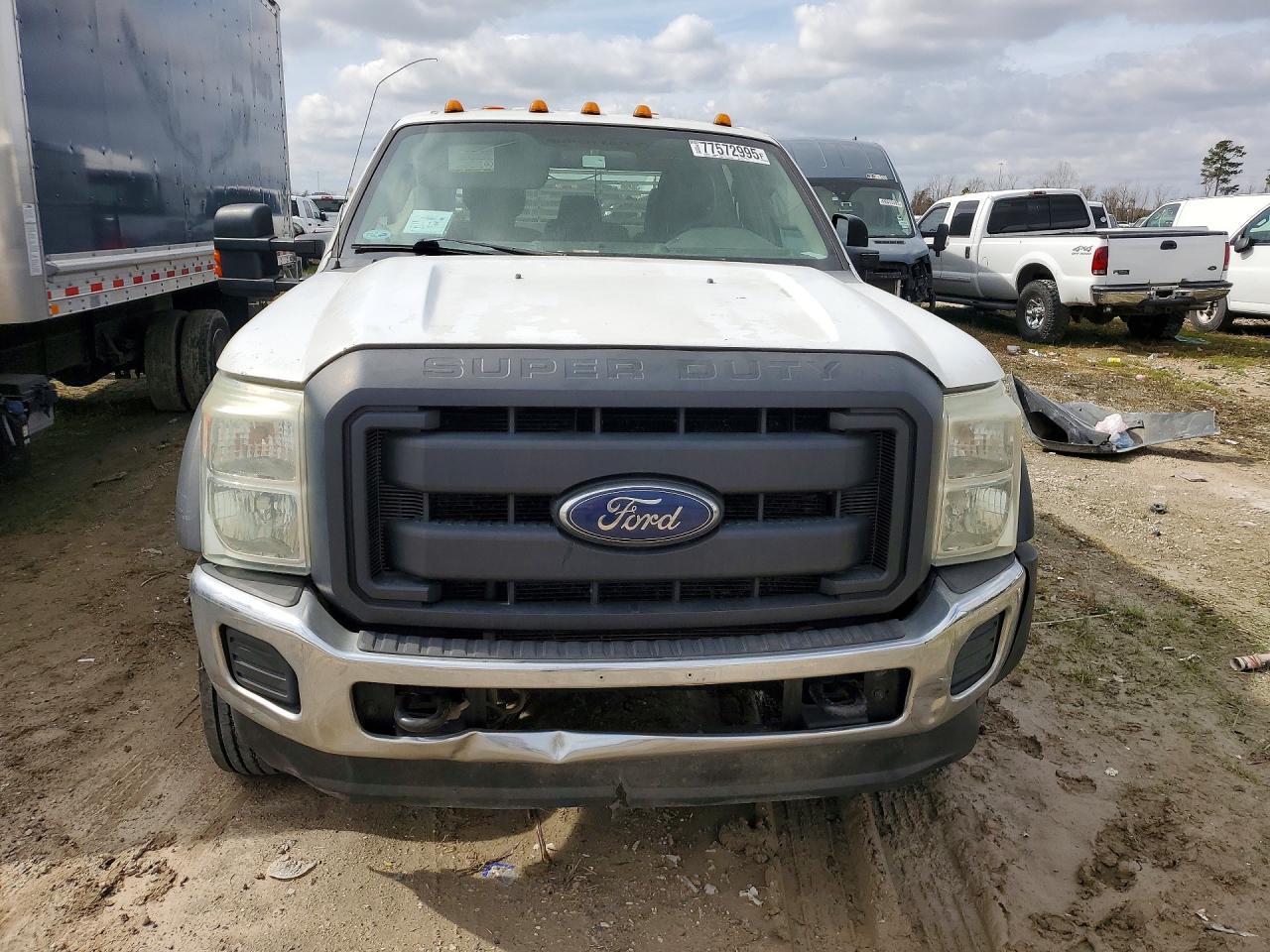 2012 Ford F550 Super Duty - Фото 5