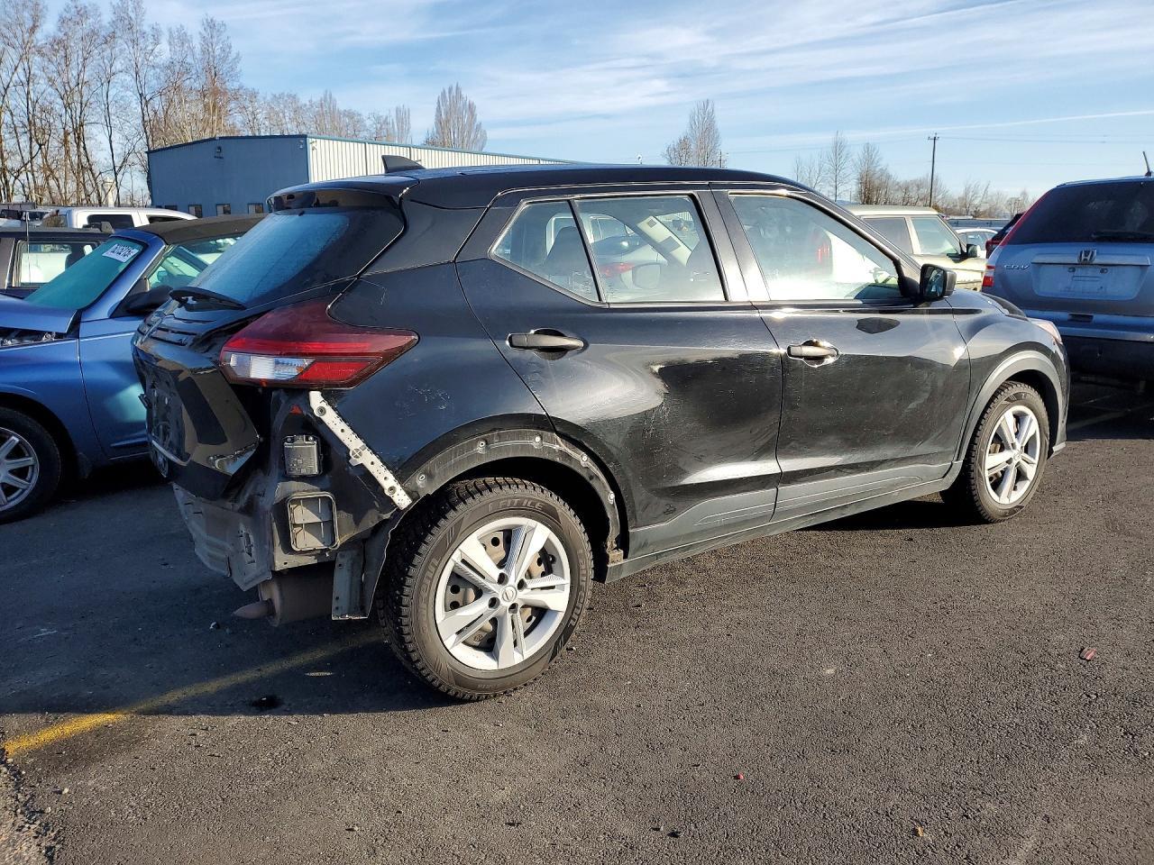 2021 Nissan Kicks S - Фото 3