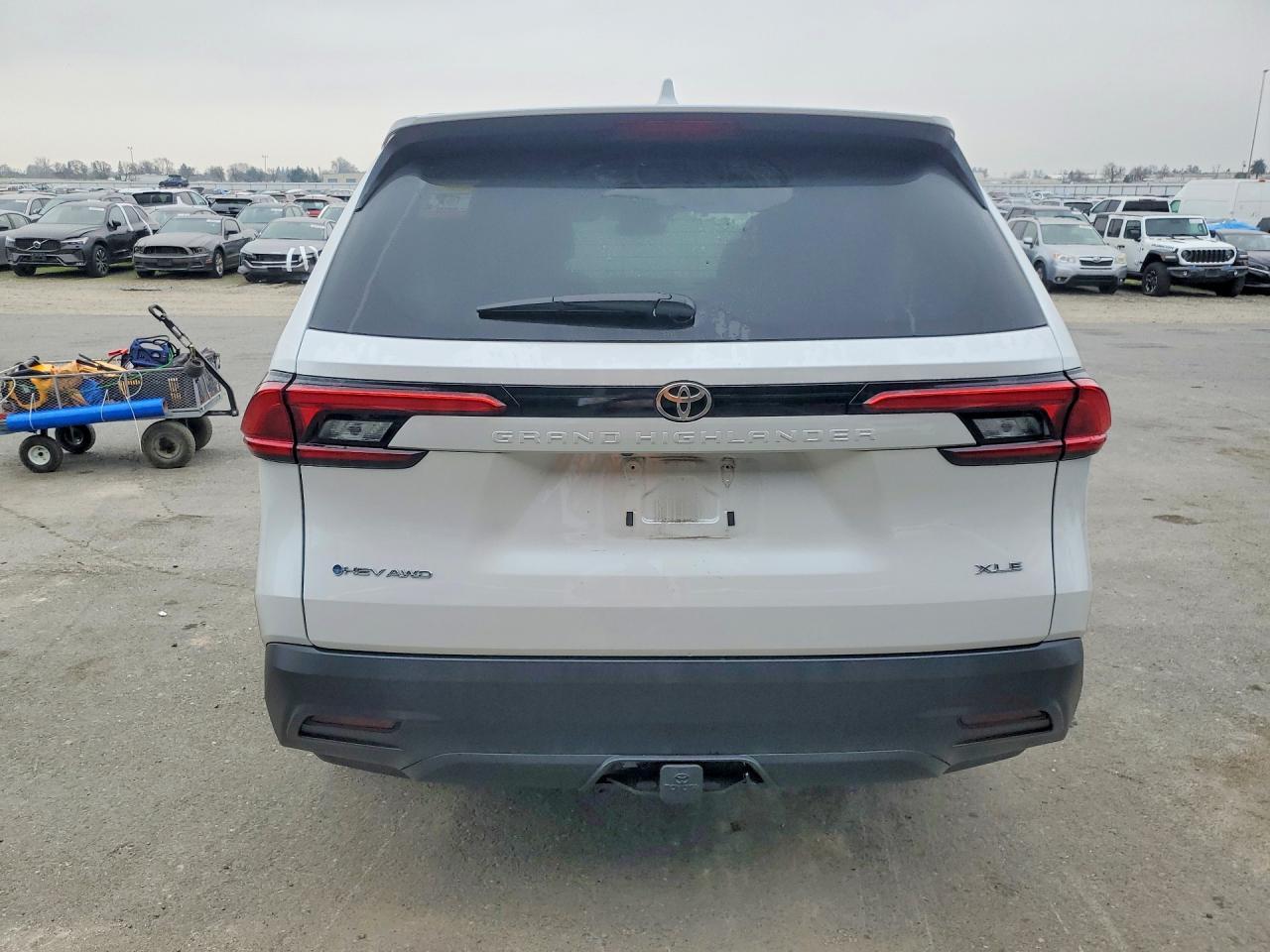 2024 Toyota Grand Highlander Xle - Фото 6
