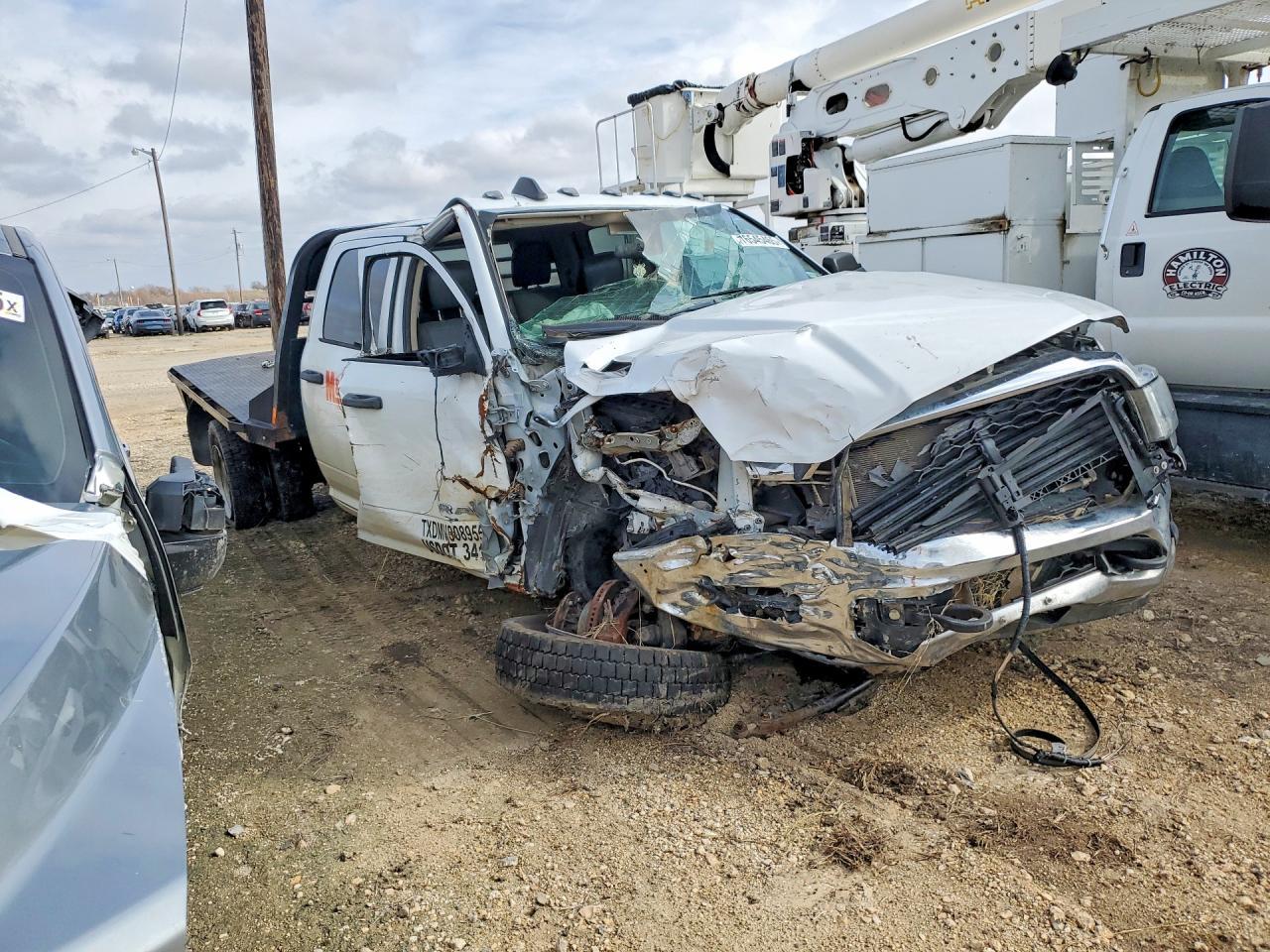2020 Ram 5500 Flatbed Truck - Фото 4