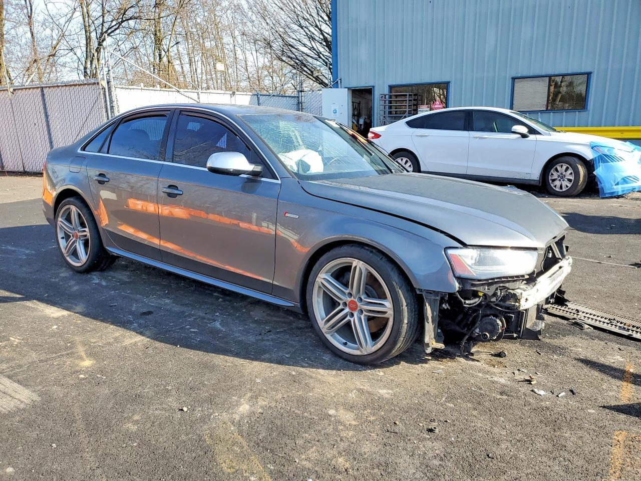 2014 Audi S4 Premium Plus - Image 4