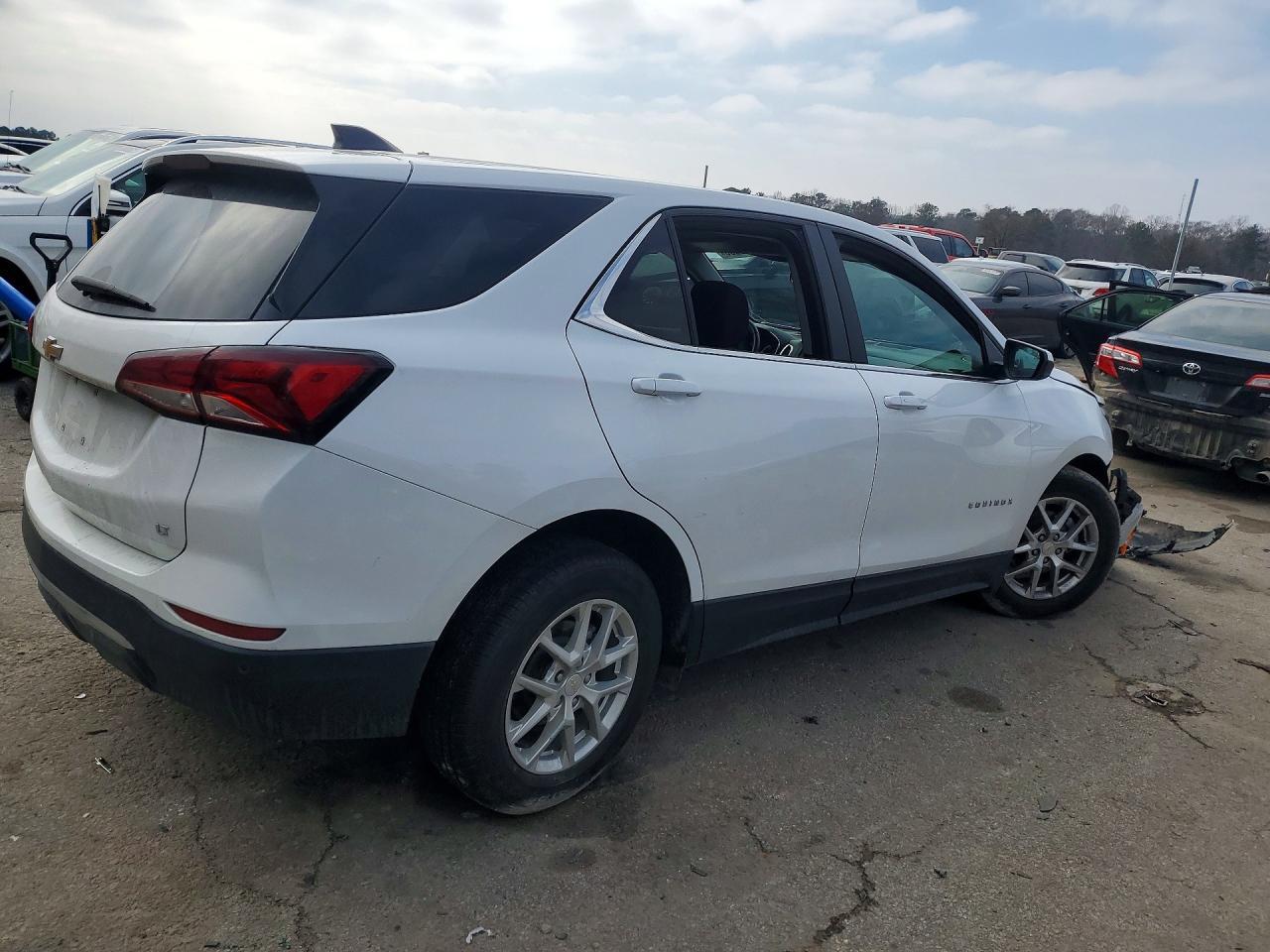 2024 Chevrolet Equinox Lt - Фото 3