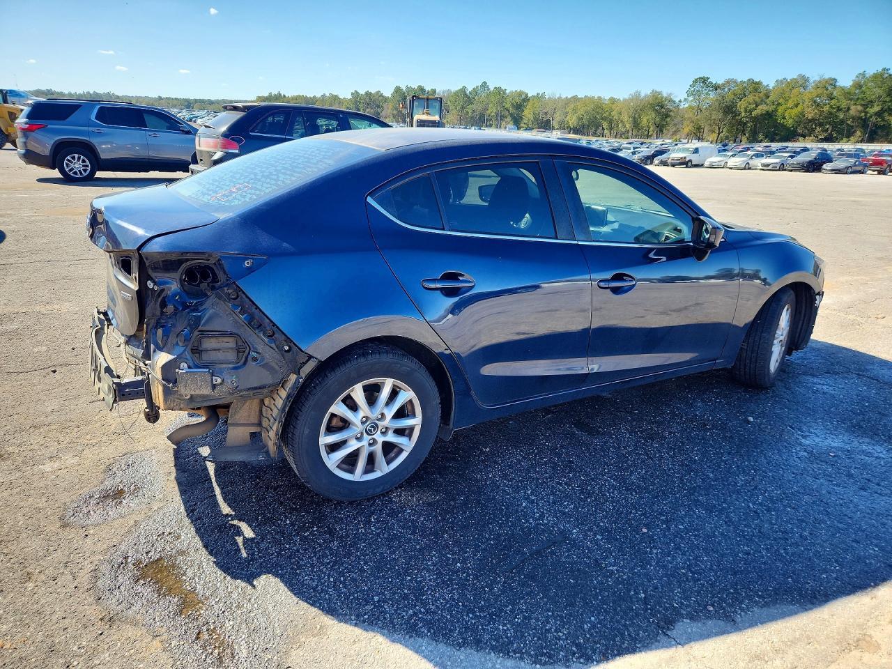 2016 Mazda 3 Sport - Image 3