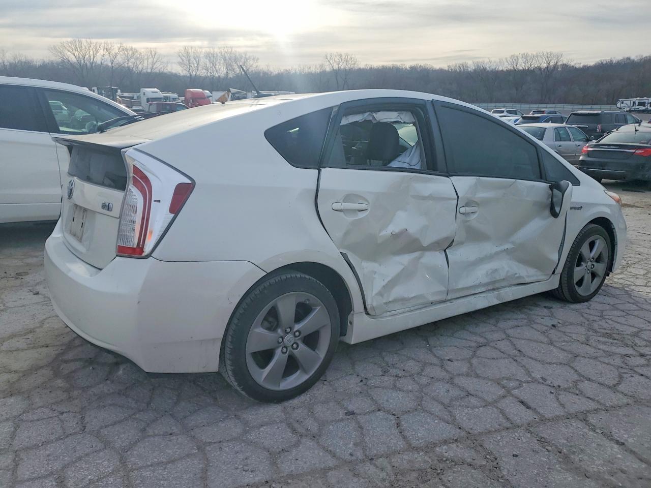 2015 Toyota Prius Persona Series - Фото 3