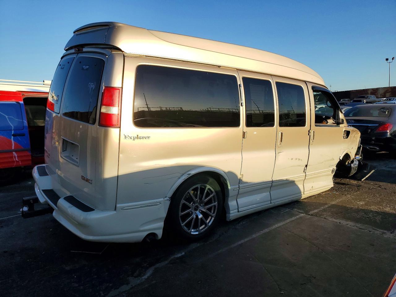 2012 GMC Savana Rv G1500 3Lt - Фото 3