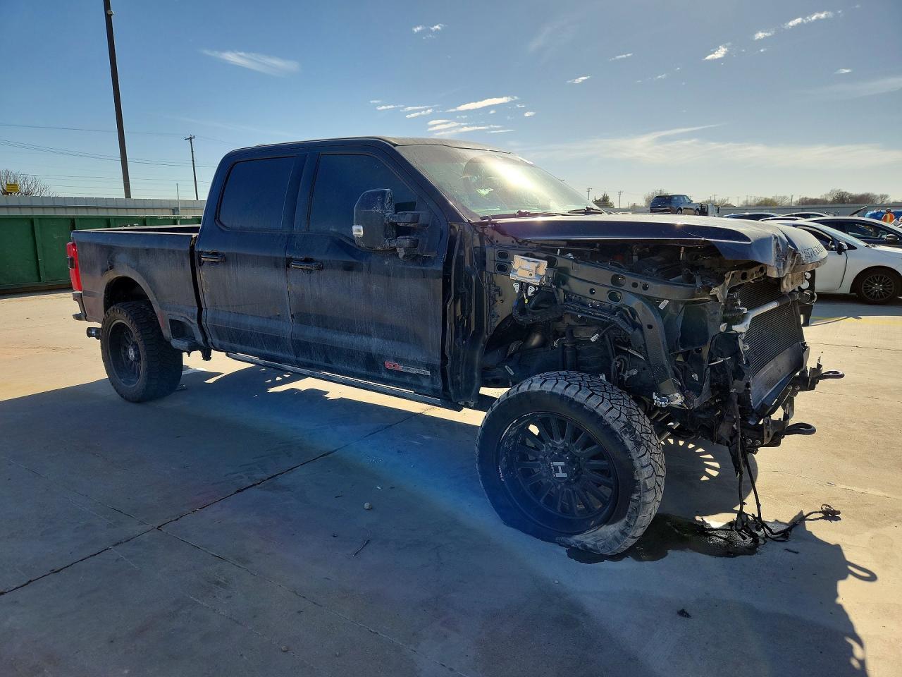 2025 Ford F250 Super Duty - Фото 4