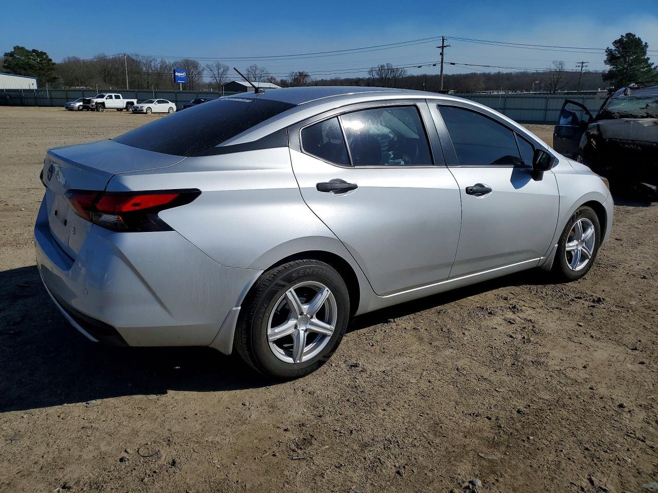 2025 Nissan Versa S - Фото 3
