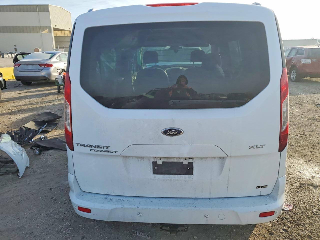 2015 Ford Transit Connect Xlt - Фото 6