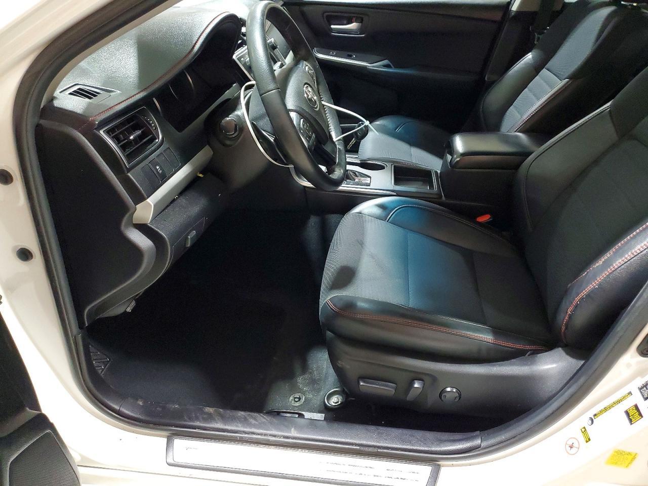 2017 Toyota Camry Se - Фото 7