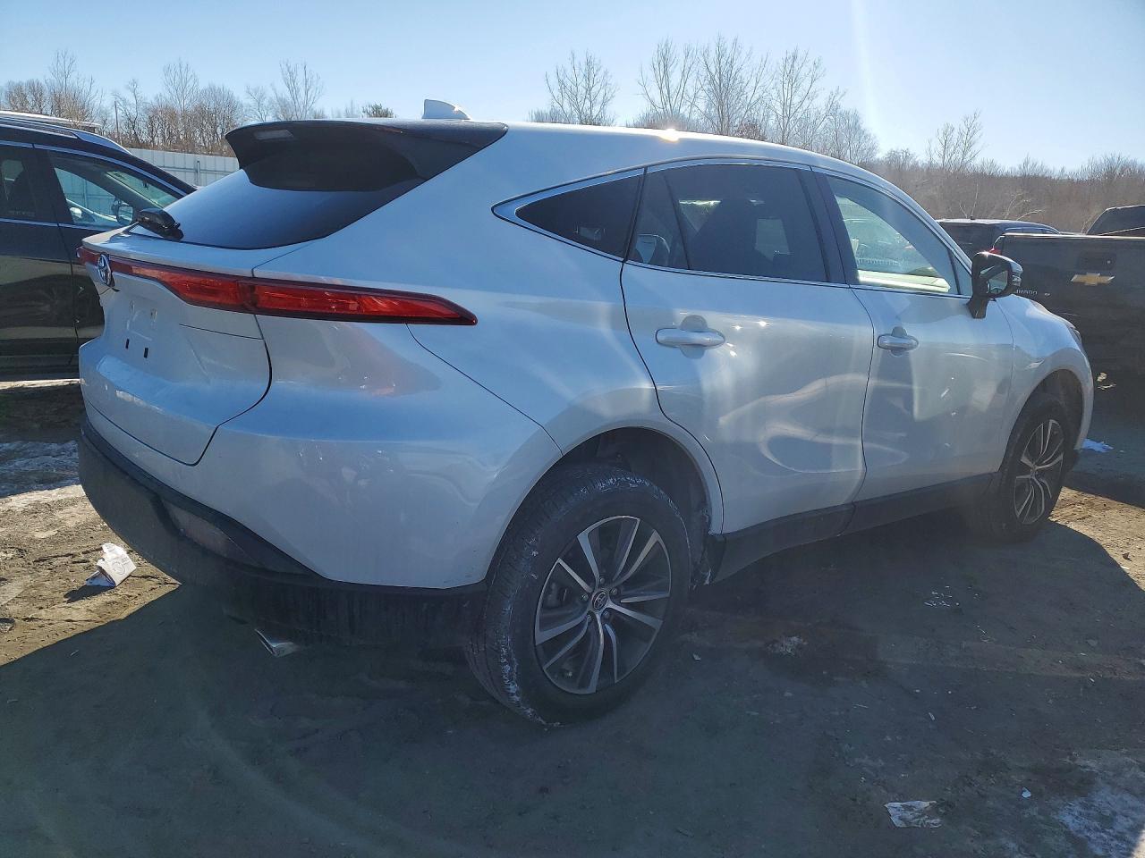 2023 Toyota Venza Le - Фото 3