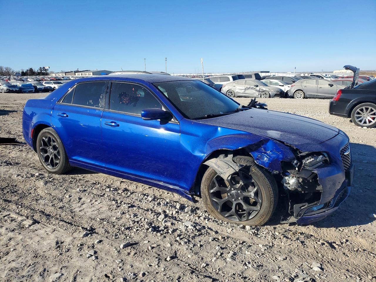 2020 Chrysler 300 S - Фото 4
