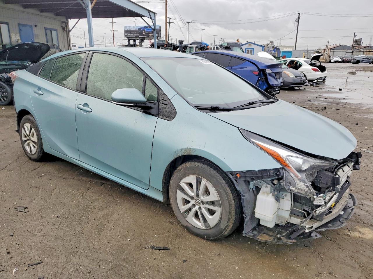 2016 Toyota Prius - Image 4