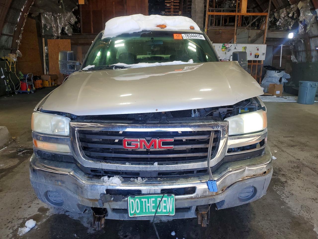 2004 GMC New Sierra K3500 - Фото 5