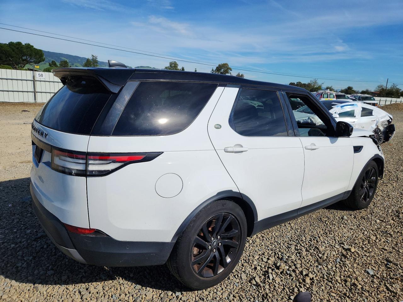 2019 Land Rover Discovery Se - Image 3