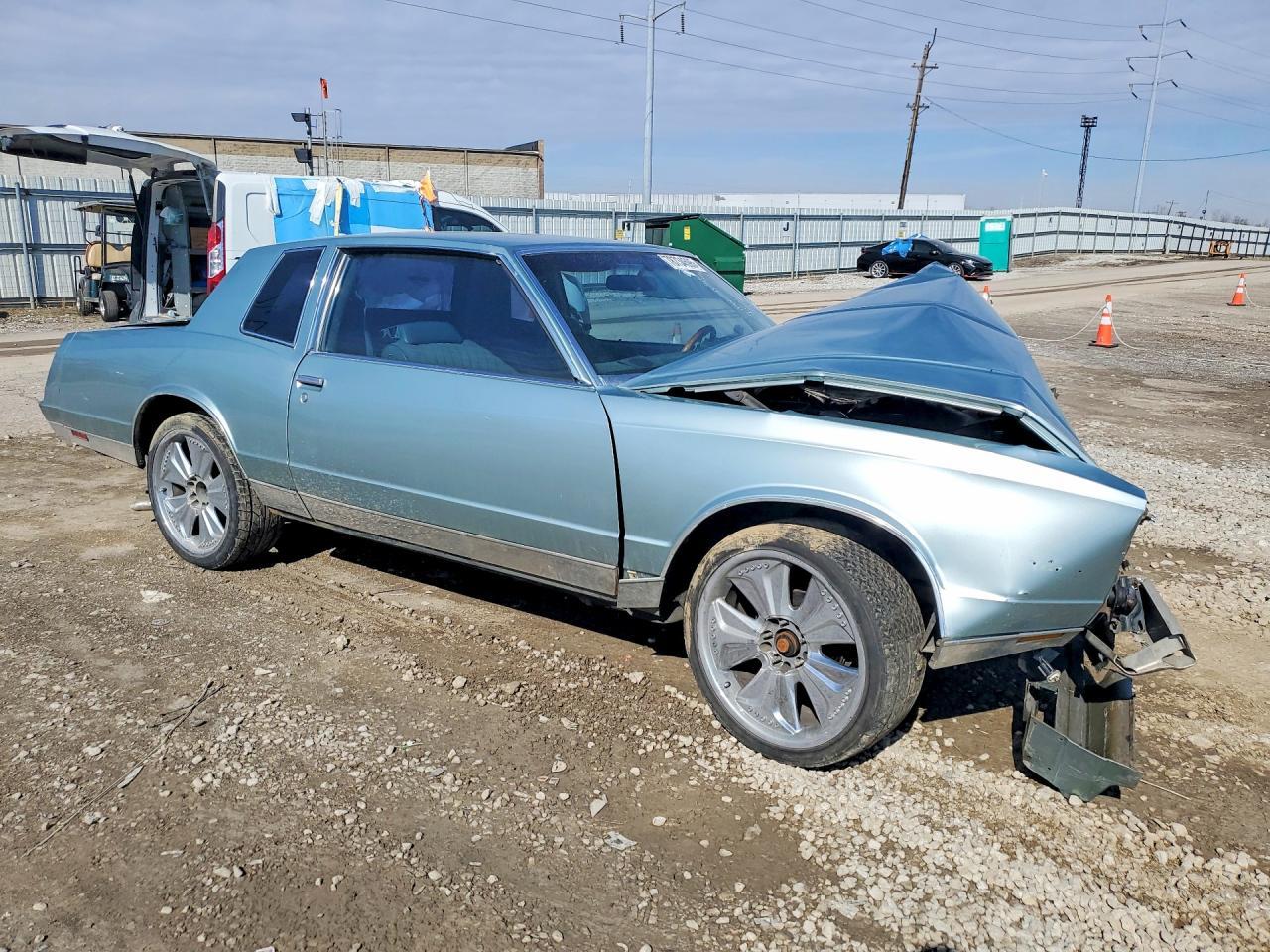 1981 Chevrolet Monte Carlo - Фото 4