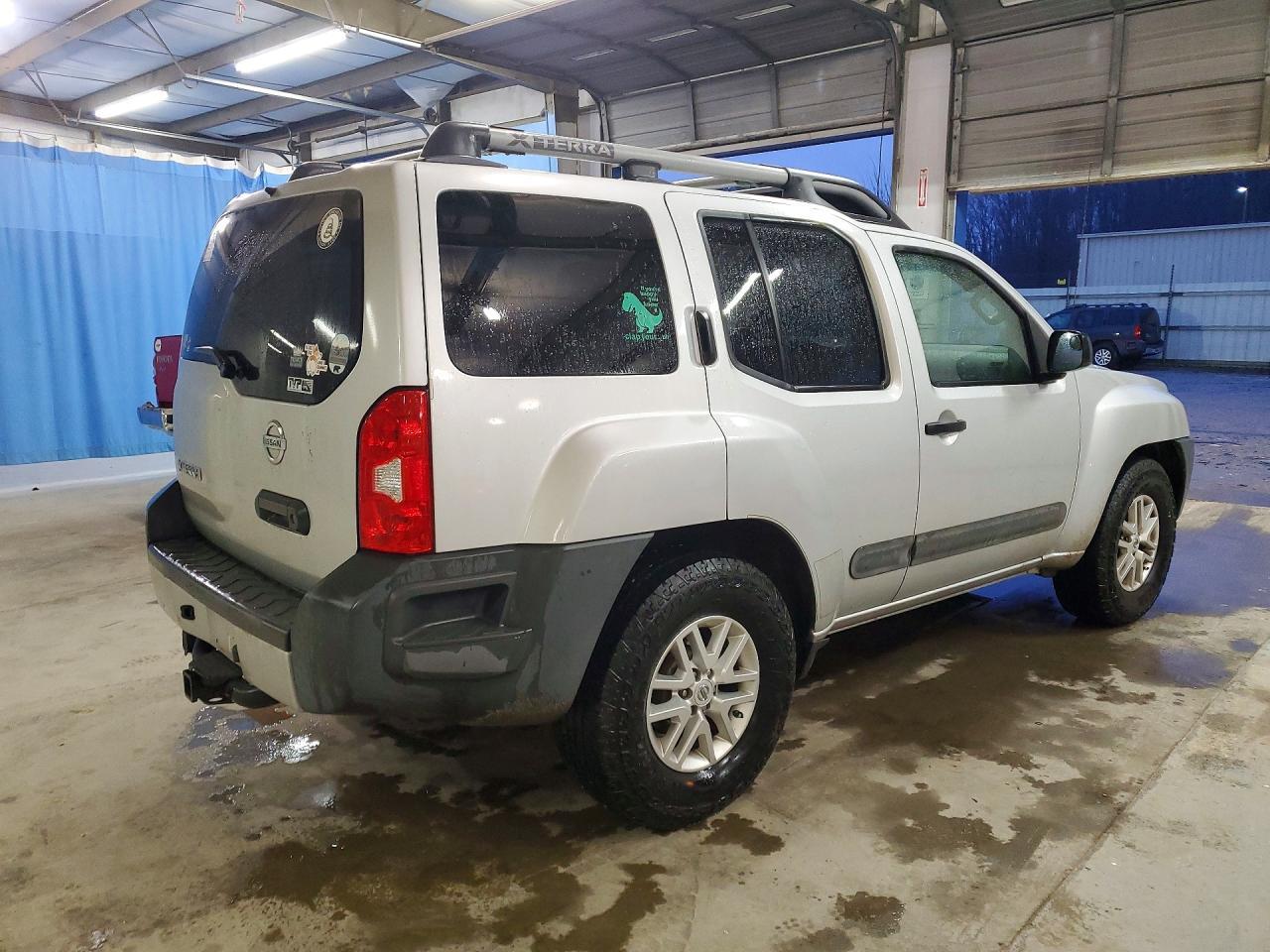 2014 Nissan Xterra S - Фото 3