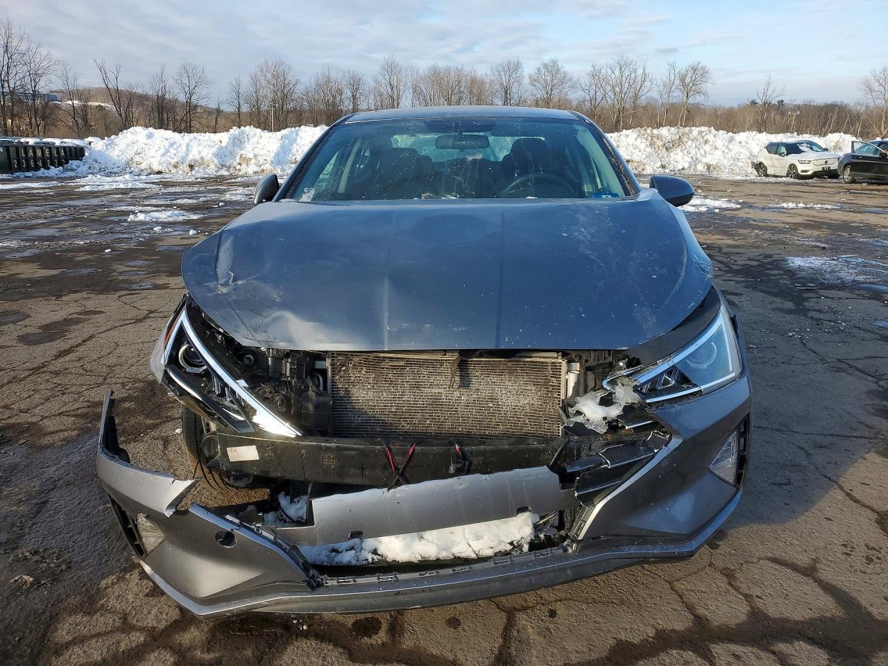 2019 Hyundai Elantra Se - Фото 5