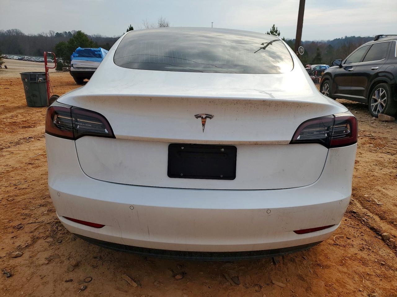 2020 Tesla 3 - Фото 6