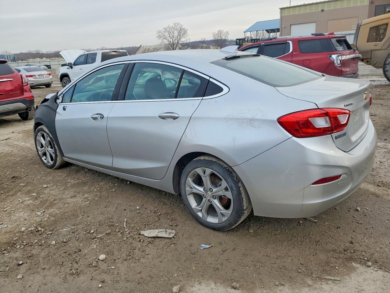 2017 Chevrolet Cruze Premier - Image 2