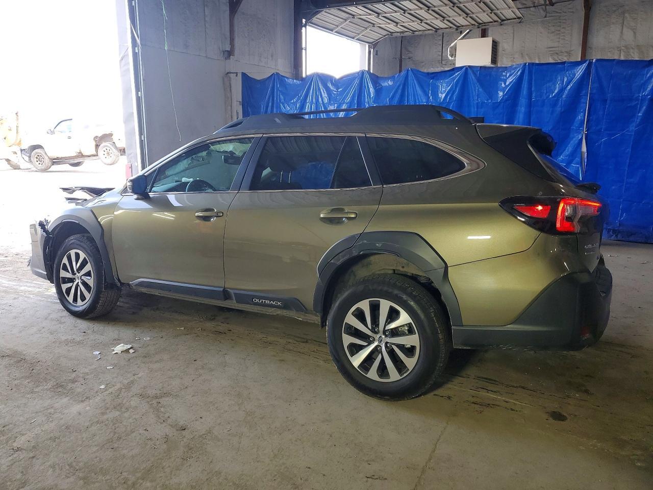 2025 Subaru Outback Premium - Фото 2