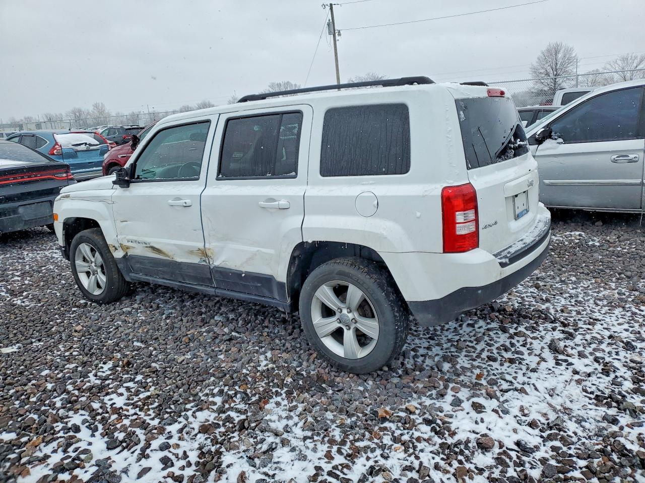 2014 Jeep Patriot Latitude - Фото 2