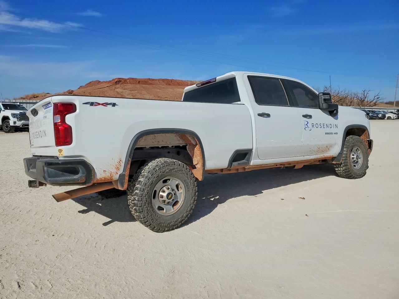 2022 Chevrolet Silverado K2500 Heavy Duty - Фото 3