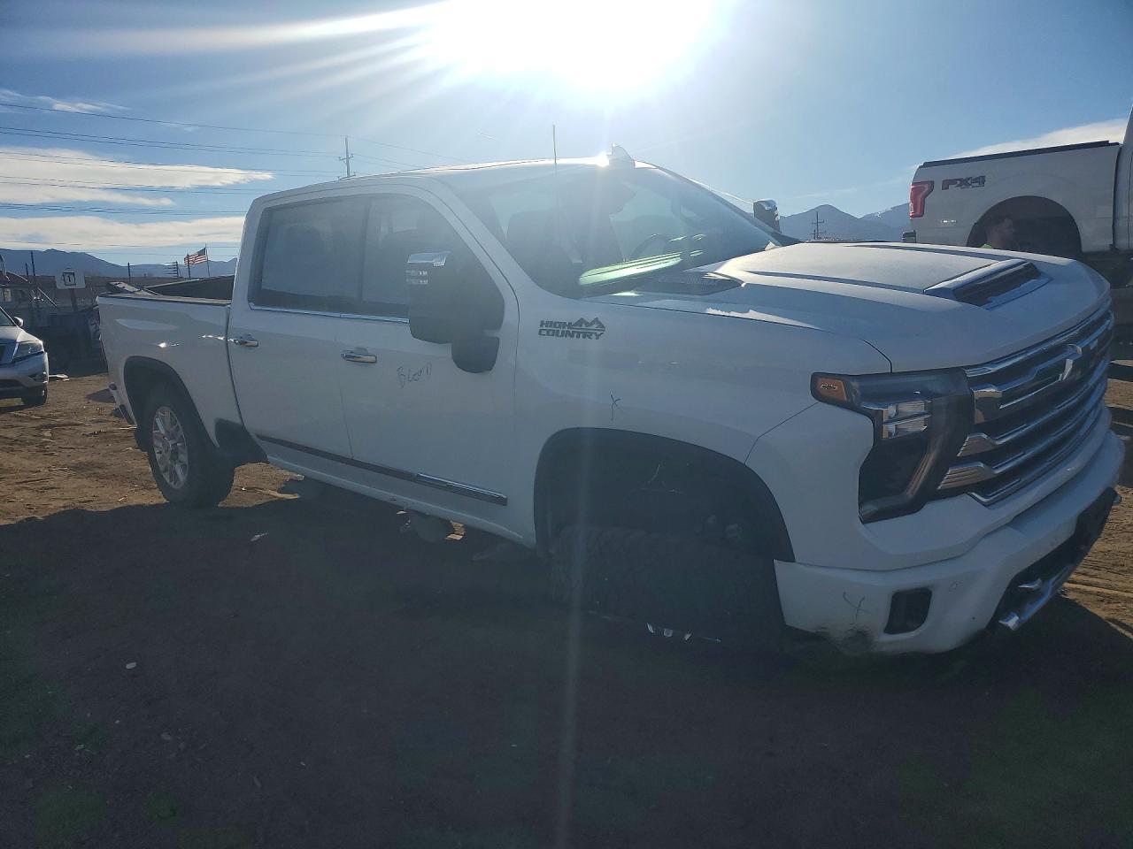 2025 Chevrolet Silverado K2500 High Country - Image 4