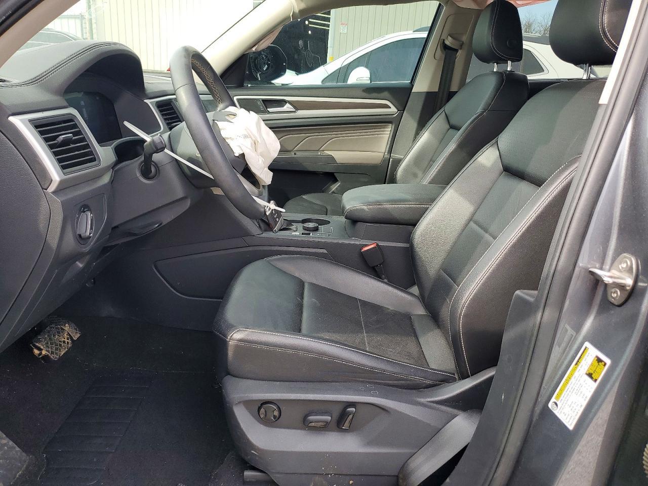 2022 Volkswagen Atlas Se - Фото 7