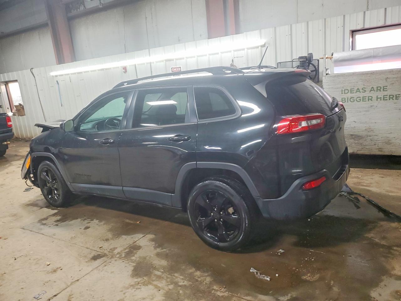 2015 Jeep Cherokee Latitude - Image 2