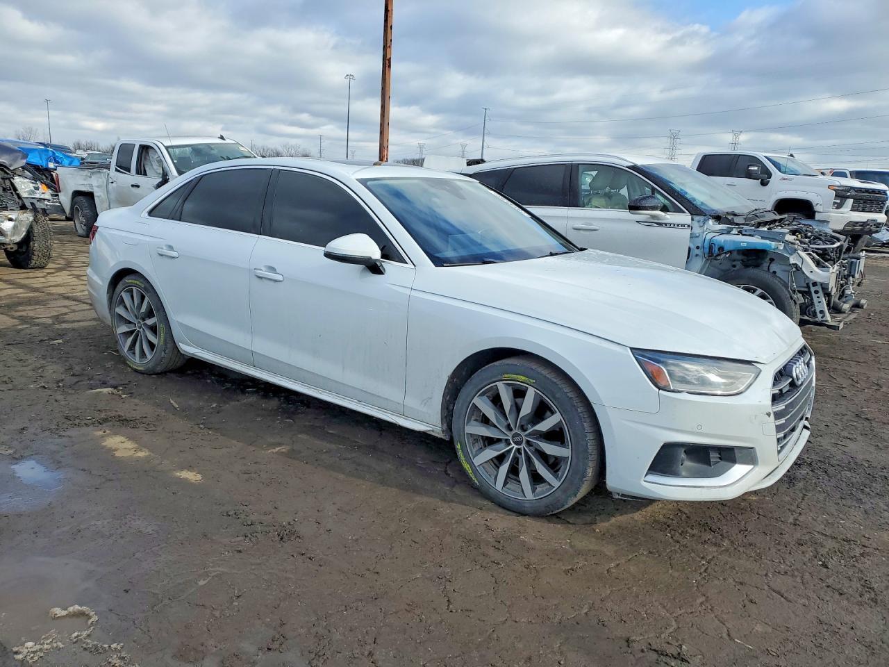 2021 Audi A4 Premium 40 - Фото 4