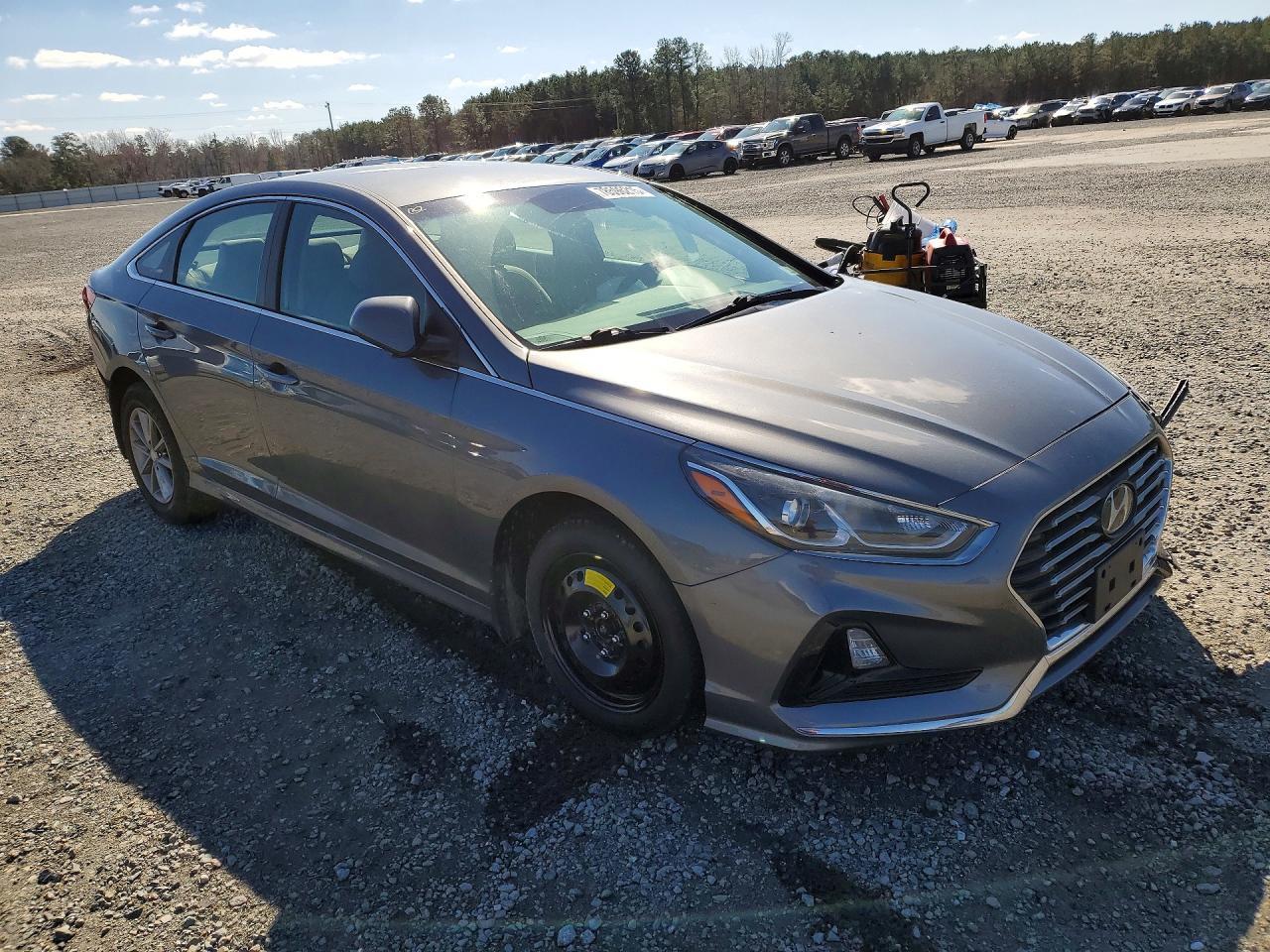 2019 Hyundai Sonata Se - Image 4