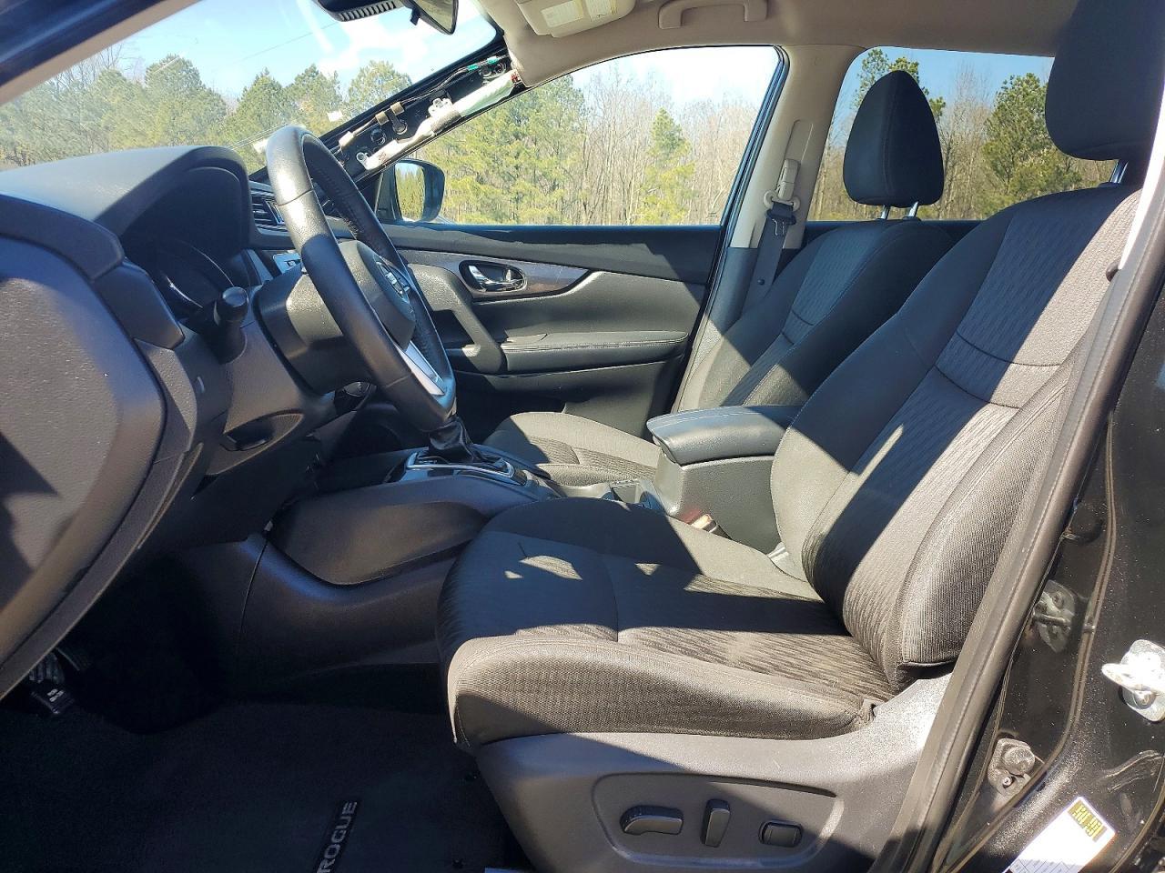 2020 Nissan Rogue - Фото 7