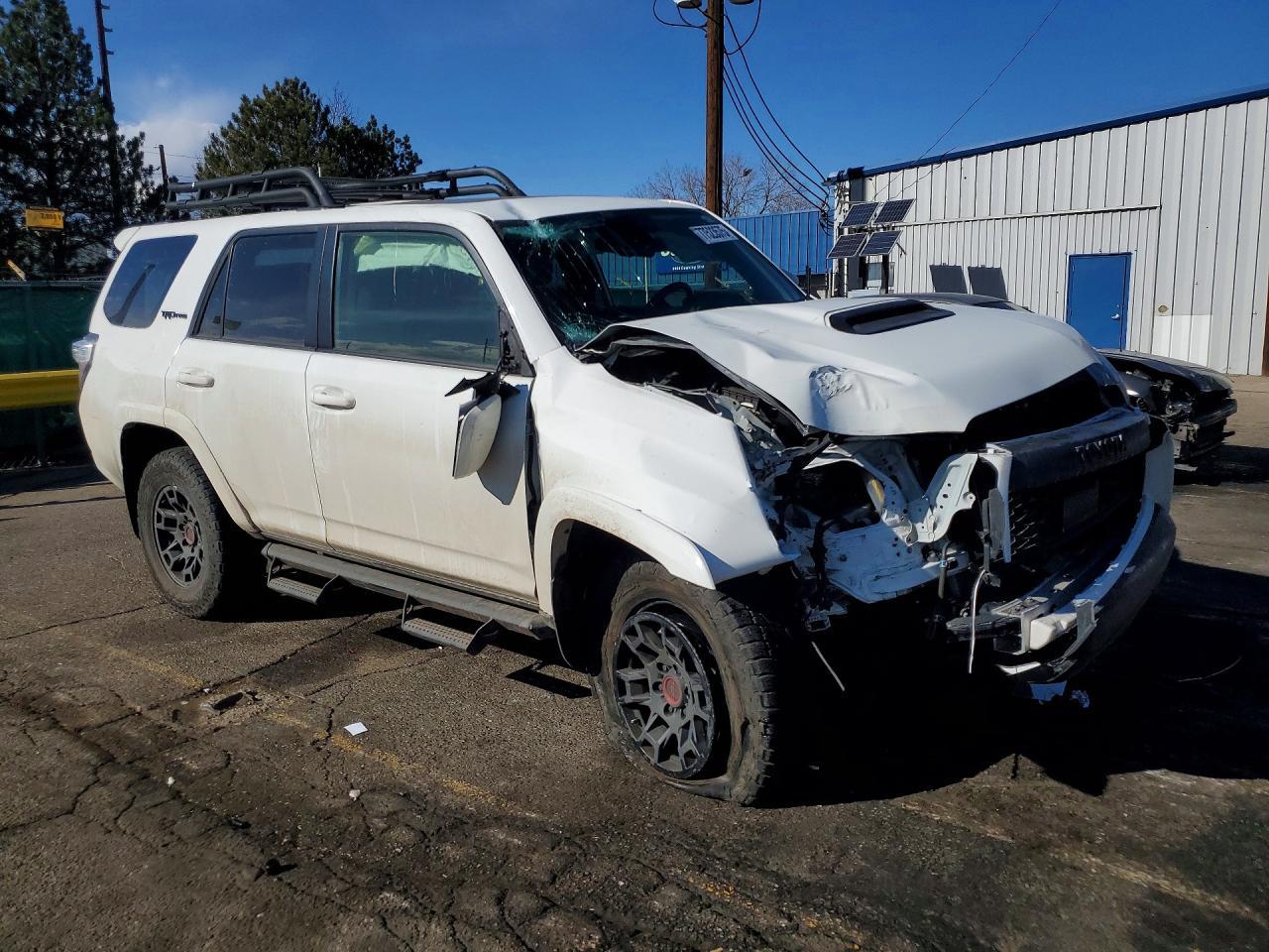 2023 Toyota 4Runner Se - Image 4