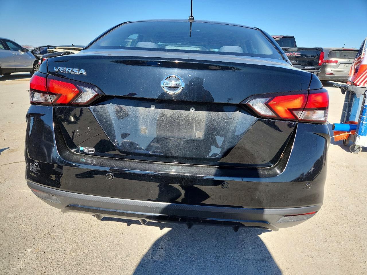2020 Nissan Versa S - Фото 6