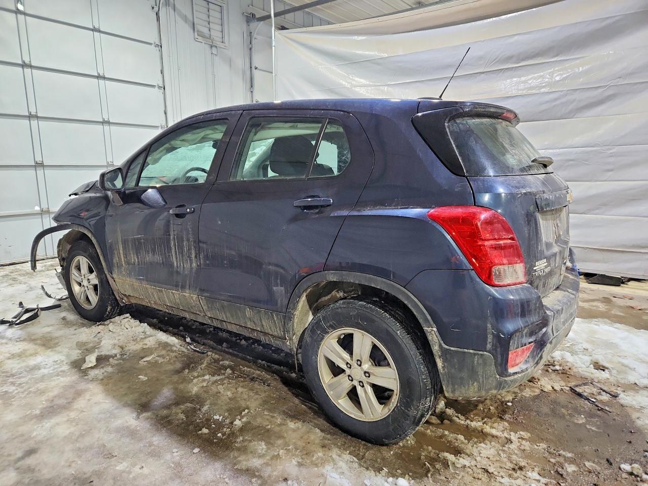 2018 Chevrolet Trax Ls - Фото 2