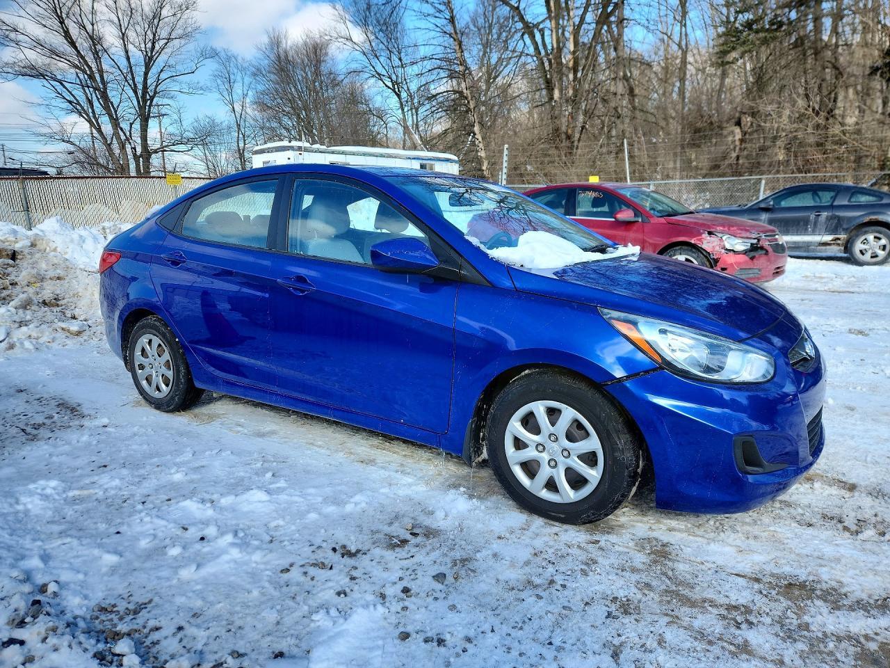 2013 Hyundai Accent Gls - Фото 4